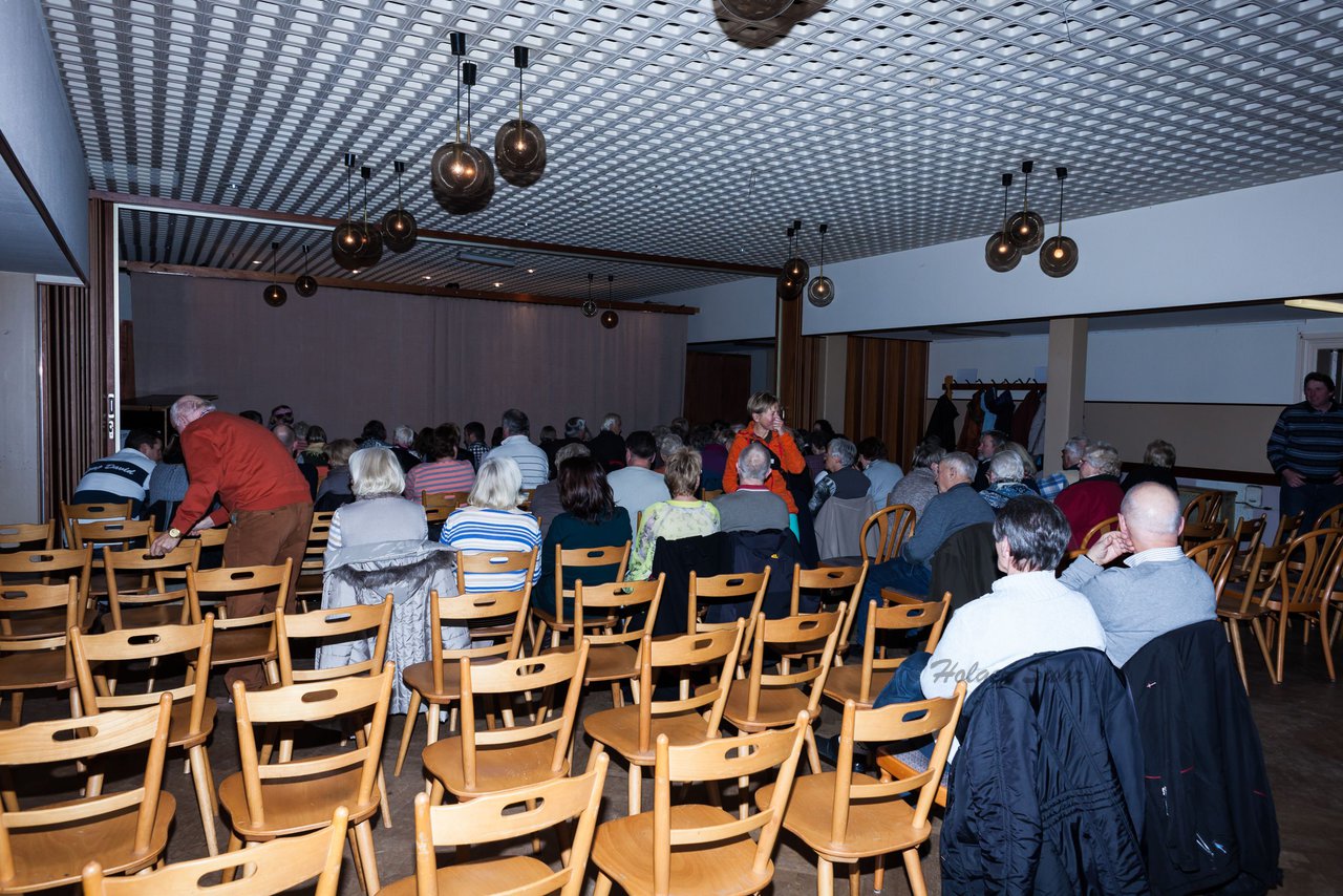 Bild 3 - Theater-Premiere in Wiemersdorf